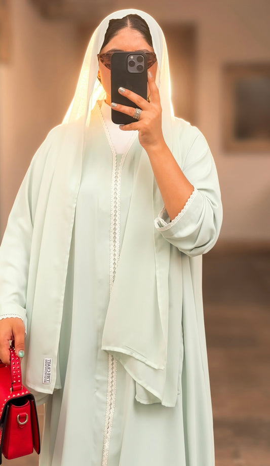 Soft Lace Abaya